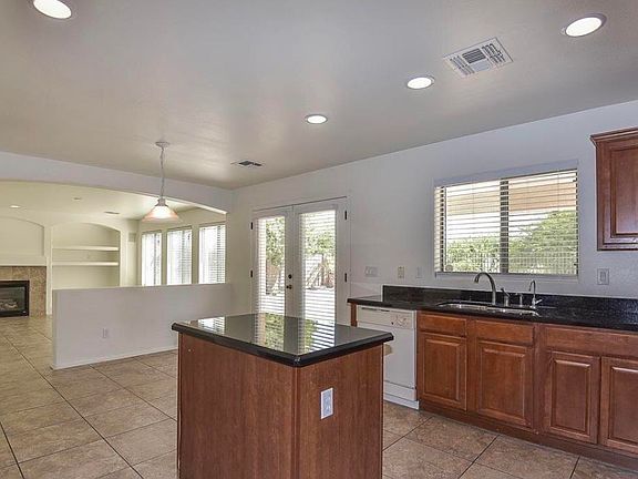 5th image of 11383 N 161st Ln