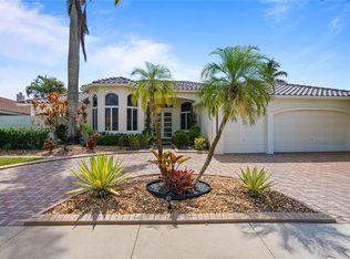 2569 Eagle Run Ln, Weston, FL 33327