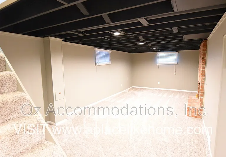 8870 Westbrooke Dr — Photo 24