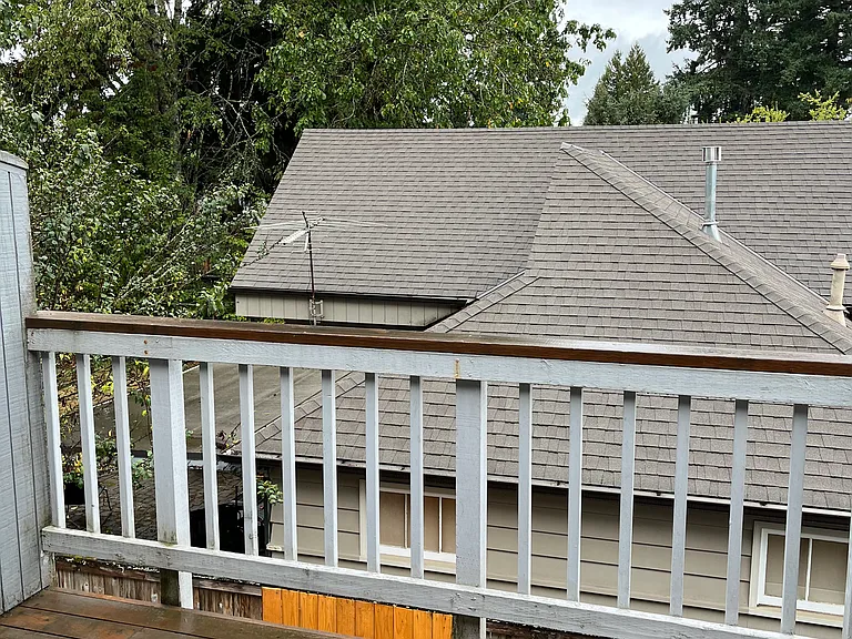 550 SE Cedar St — Photo 14