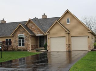 1009 Links Rd, Lake Geneva, WI 53147