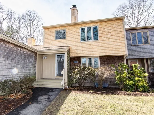 65 Woodland Trl, East Falmouth, MA 02536