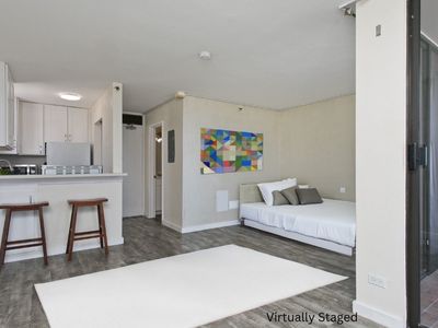 2100 Date St APT 2401, Honolulu, HI, 96826