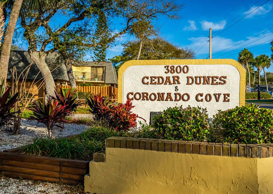 1st image of 13 Cedar Dunes Dr