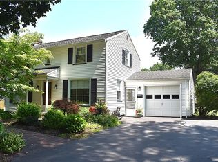 126 Tottenham Rd, Rochester, NY 14609