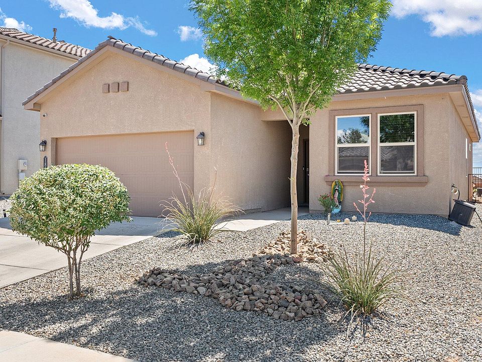 1st image of 1829 Valle Vista Rd NW