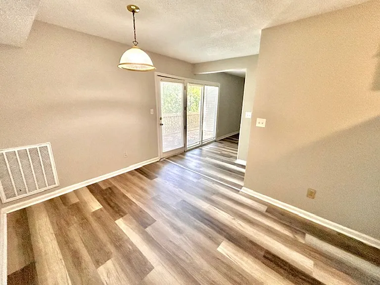 9024 Mahogany Row SE — Photo 32