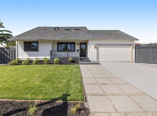 1649 Baywood Dr, Petaluma, CA 94954