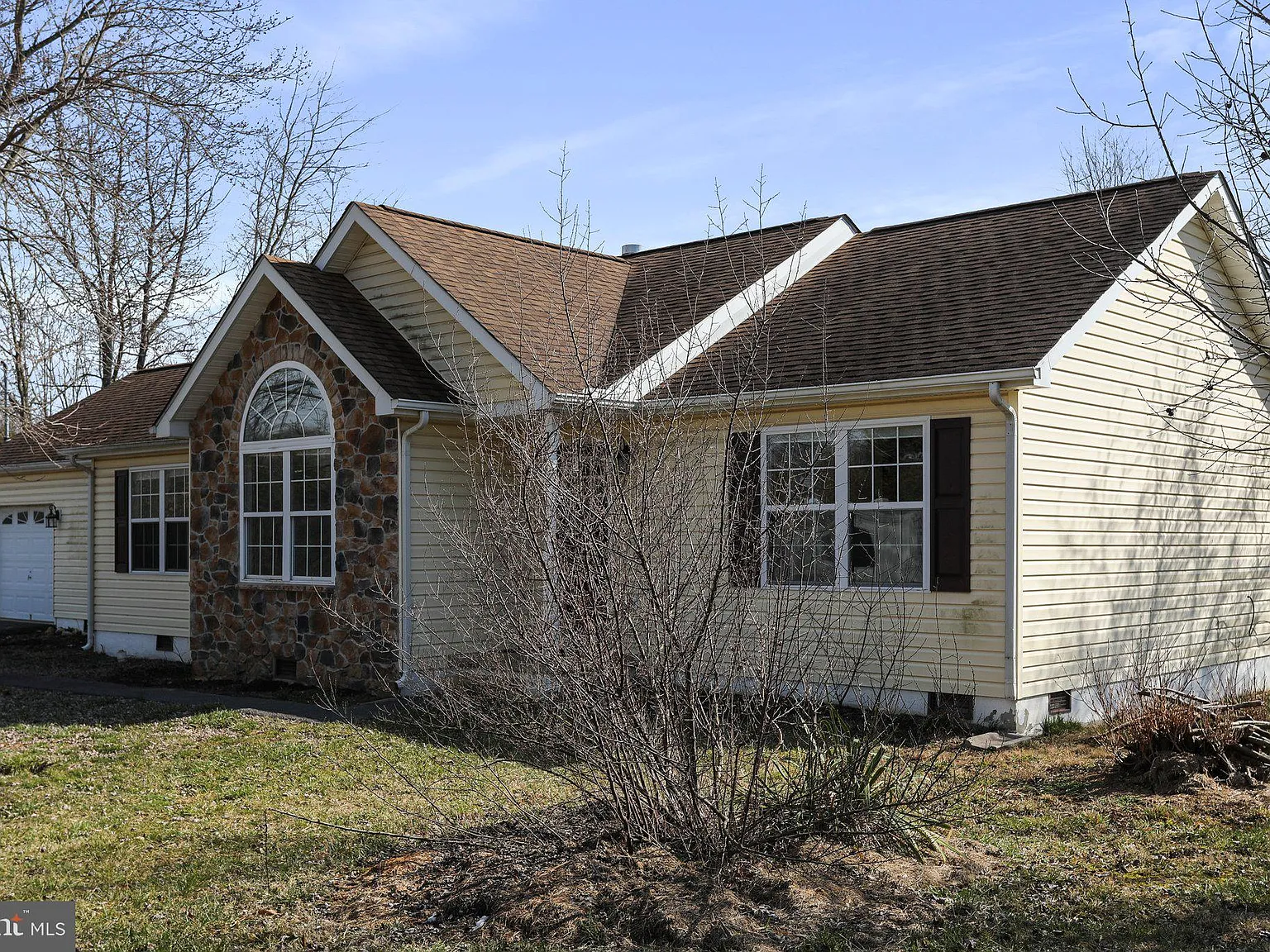 3 bed, 2.0 bath, 1542 sqft, $2,350 — Photo 4