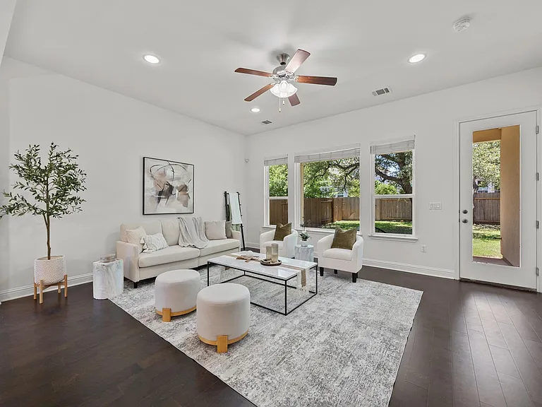 5305 Mandevilla Dr — Photo 9
