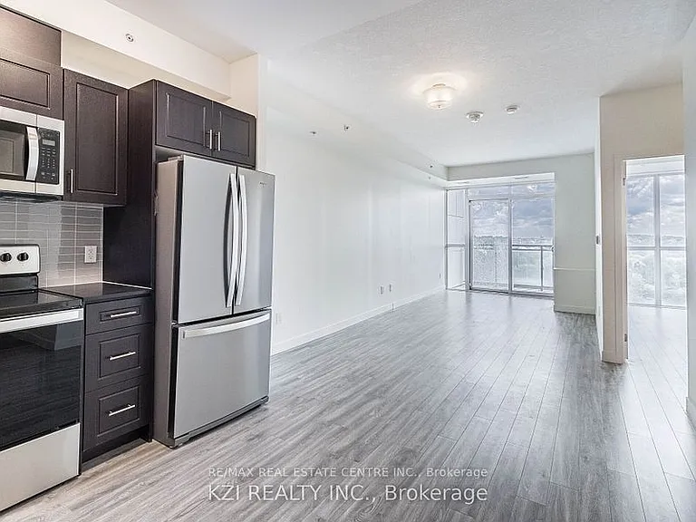 128 King St N #1001 — Photo 14