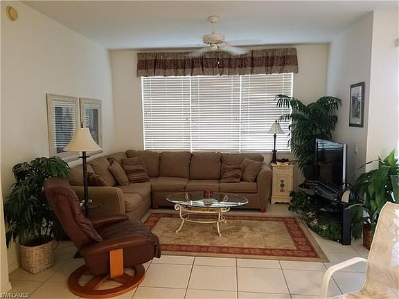 5th image of 9001 Las Maderas Dr Unit 102