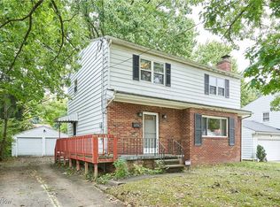 646 Cliffside Dr, Akron, OH
