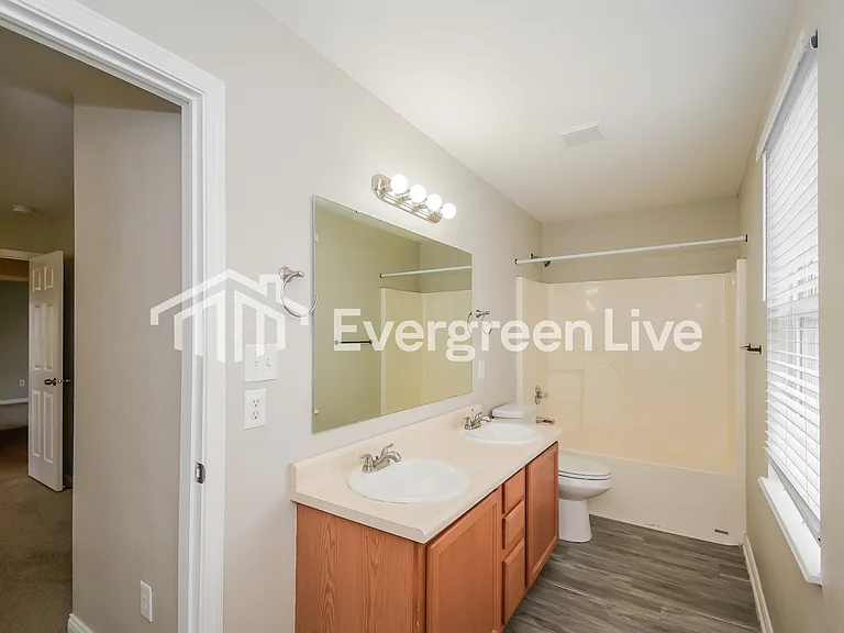 11603 Hornickel Cir — Photo 14