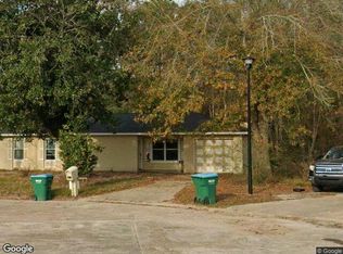 2207 Chestwood Dr, Gautier, MS 39553