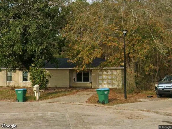 2207 Chestwood Dr, Gautier, MS 39553
