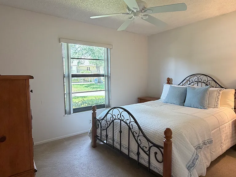 Guest Bedroom w/ walk-in closet
