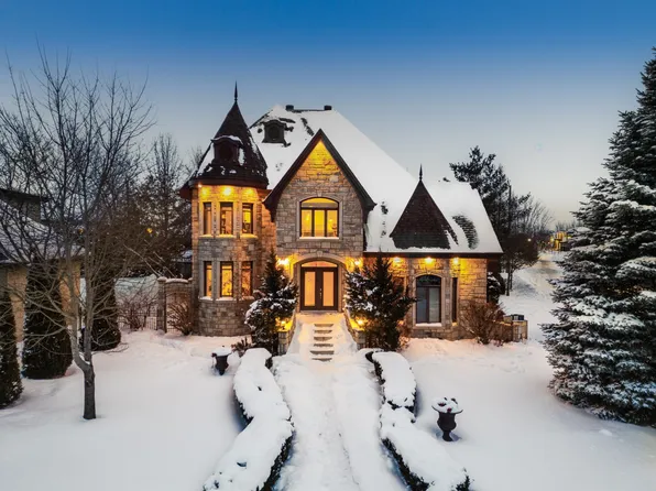 209 Rue Olivier Morel, Carignan, QC J3L 5S8