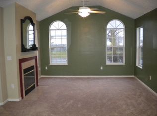 386 Villa Oaks Ln, Columbus, OH 43230