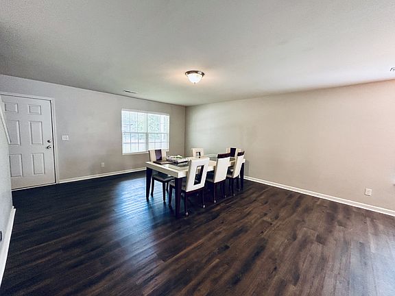 Dining Area_08232024
