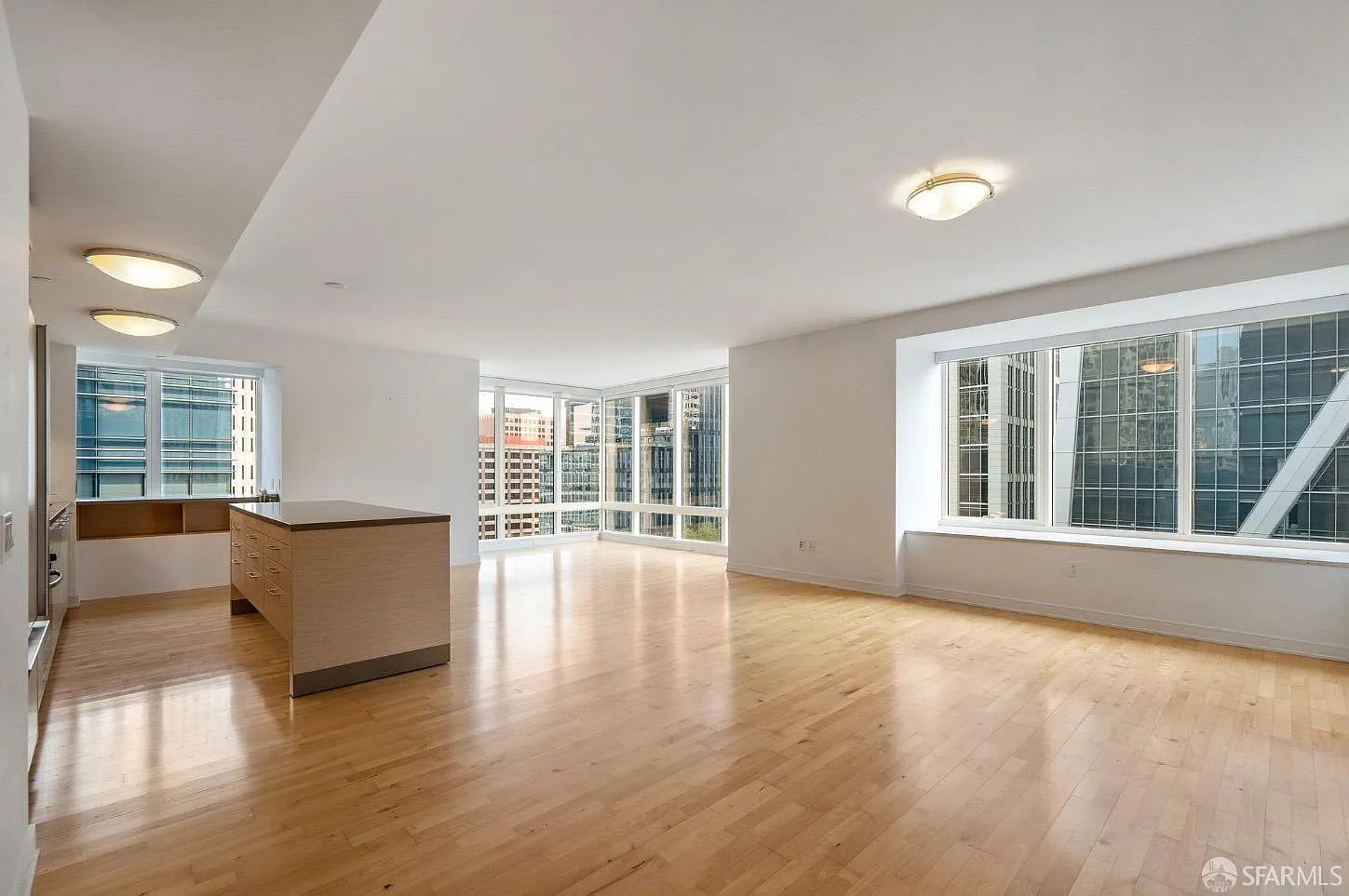 2 bed, 3.0 bath, 1845 sqft, $12,499 — Photo 2
