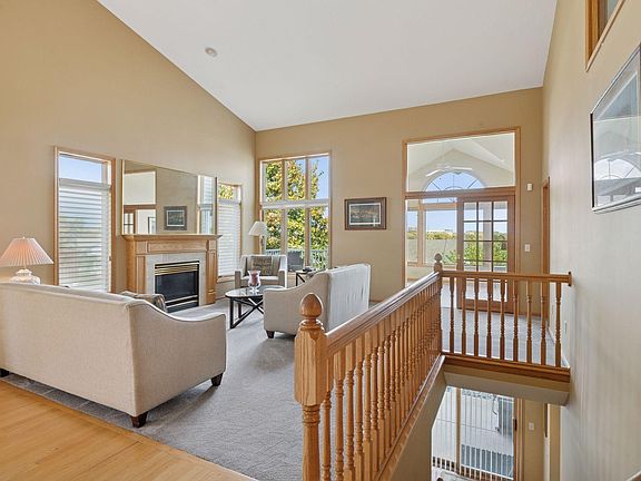5th image of 10806 Leaping Deer Ln