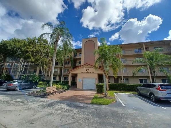 13100 SW 11th Ct APT 413C, Pembroke Pines, FL 33027