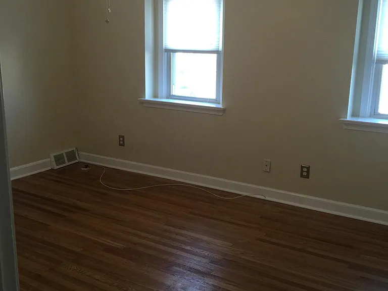 315 Austin Dr — Photo 16
