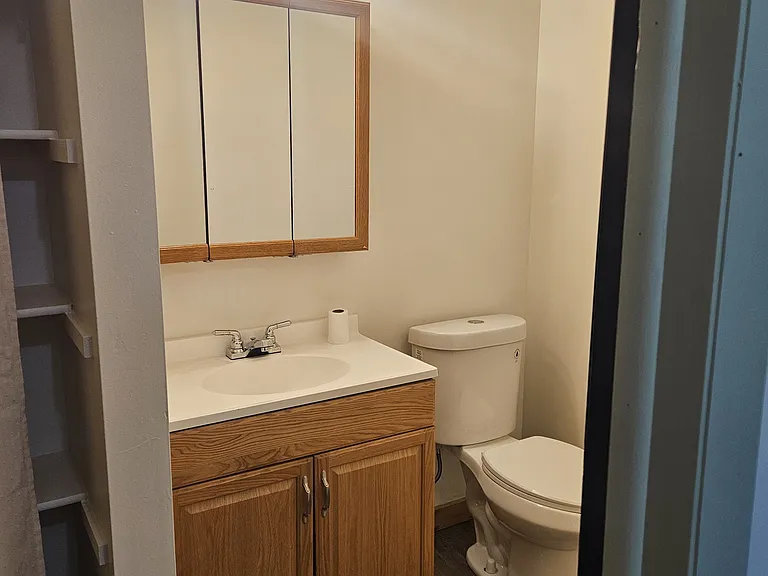 1/2 bath