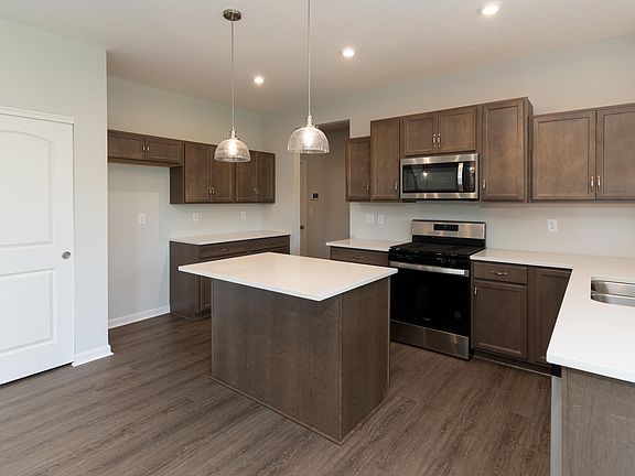 5th image of 1440 Rosewynne Way