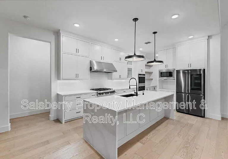 1790 Coopers Hawk Dr — Photo 11