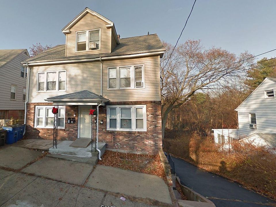 1st image of 88 Emerson St APT 2