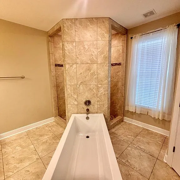 6008 Fish Hawk Ct — Photo 11