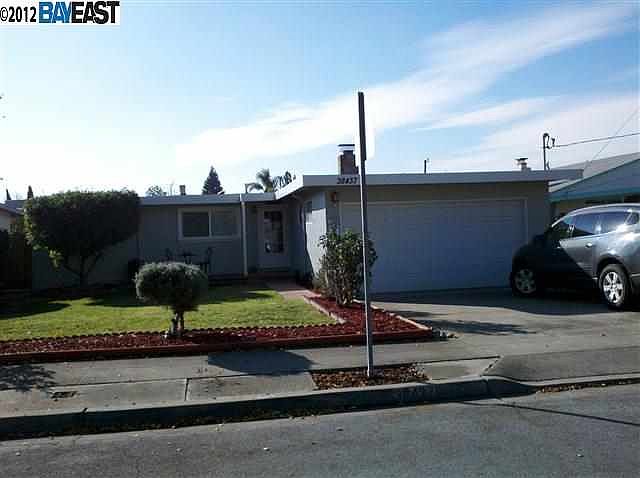 1st image of 38437 Nebo Dr