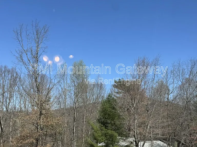 131 Primrose Dr #B — Photo 15