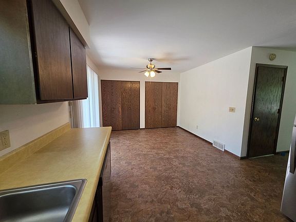 5th image of 951 Brentwood Dr #B