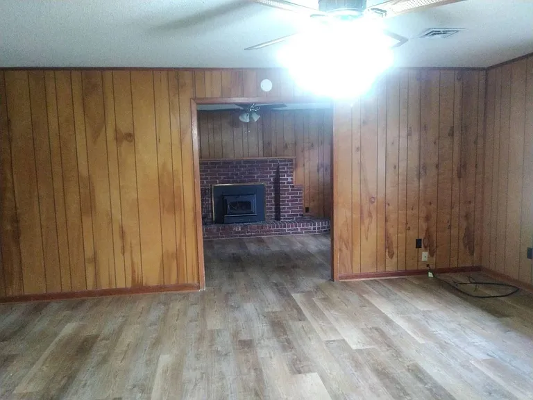1261 Mitchell Harper Rd — Photo 3