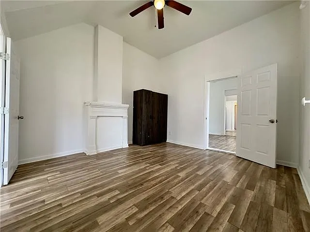 433 Homer St — Photo 5