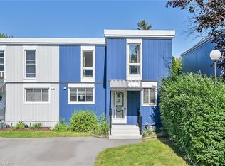 25 Britten Close #A11, Hamilton, ON L9C 4J8