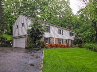 7 Crest Rd, Chappaqua, NY 10514