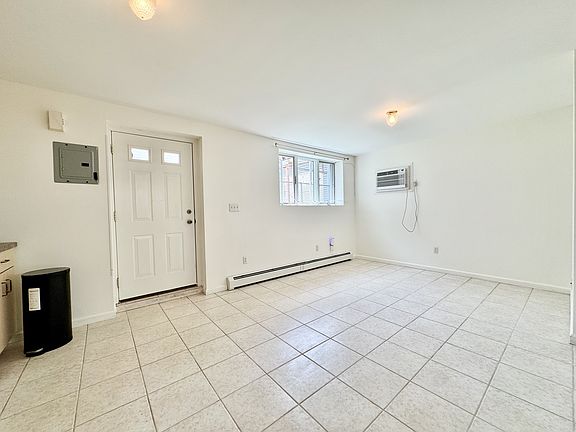 4th image of 38 Coddington Ave #B