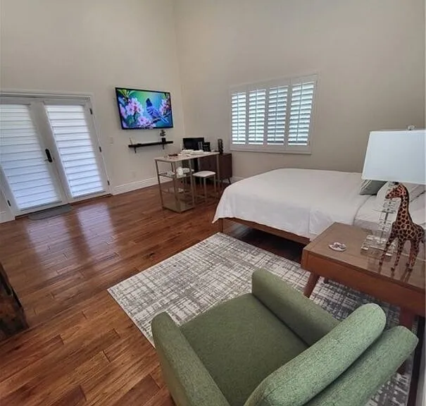4956 Doman Ave — Photo 2
