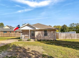 916 N Houston St, Royse City, TX 75189