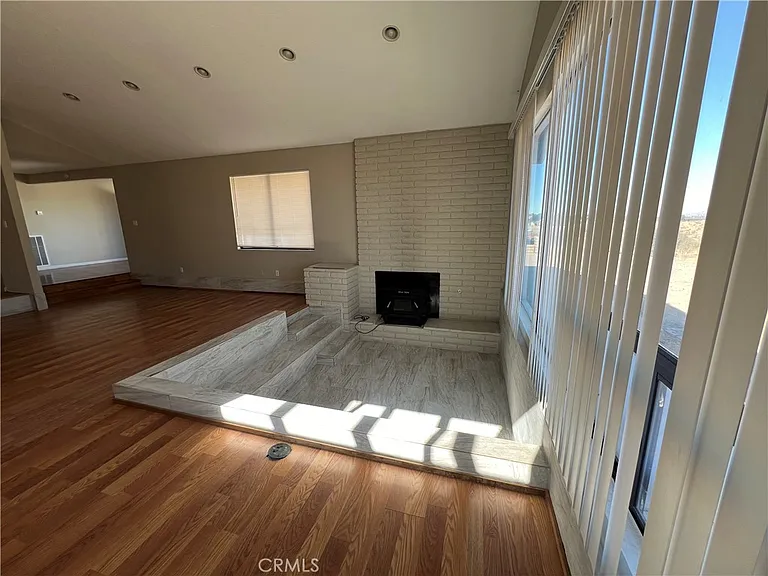 18530 Eucalyptus St — Photo 10