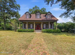 404 W Liberty St, Osyka, MS 39657