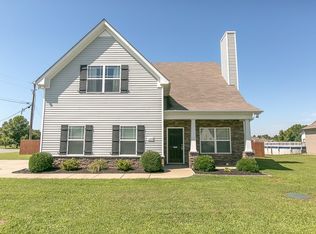 1203 Halverson Dr, Murfreesboro, TN 37128