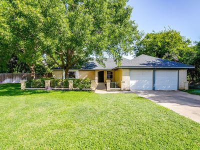 6604 Ems Ct, Fort Worth, TX, 76116