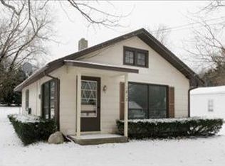 1812 Pleasant Dr, Portage, MI 49002