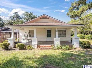 211 Lewis St, Mullins, SC 29574