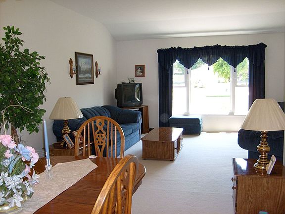 Dining/Living Room